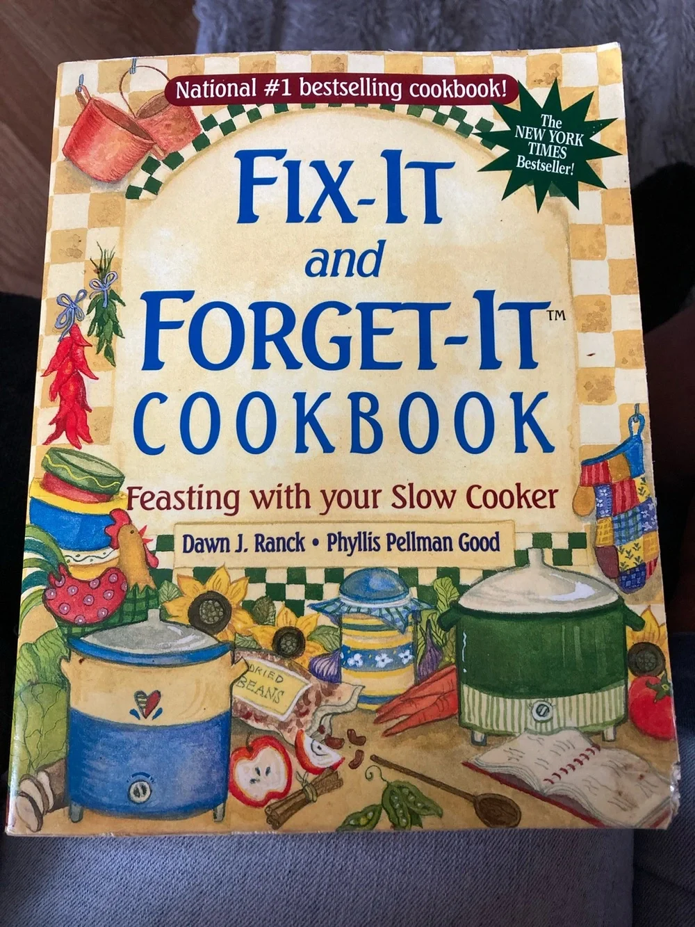 Fix-It and Forget-It Cookbook - Slow Cooker Meals  national #1 best selling